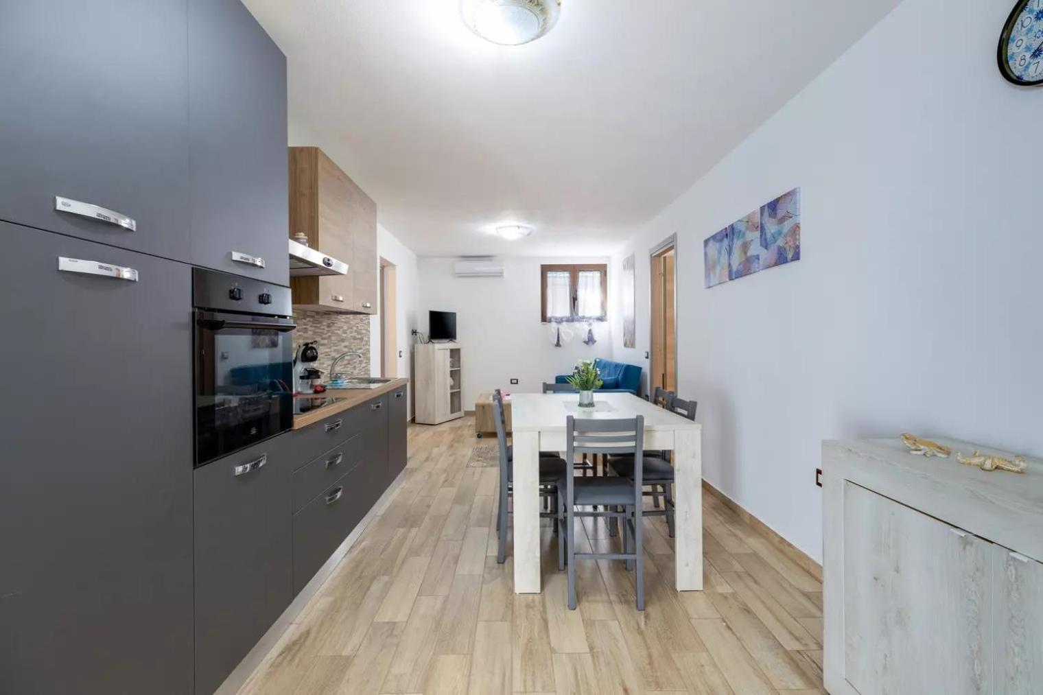 Soi E Mari Apartment กาบราส ภายนอก รูปภาพ